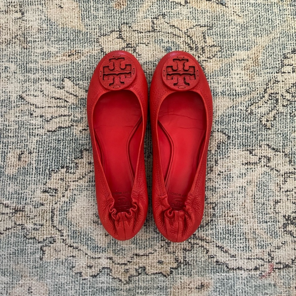 Tory Burch flats 
Red leather matte
Size 9.5